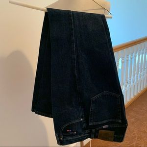 Women’s Wrangler 20x boot cut jeans. 5/6 x 34